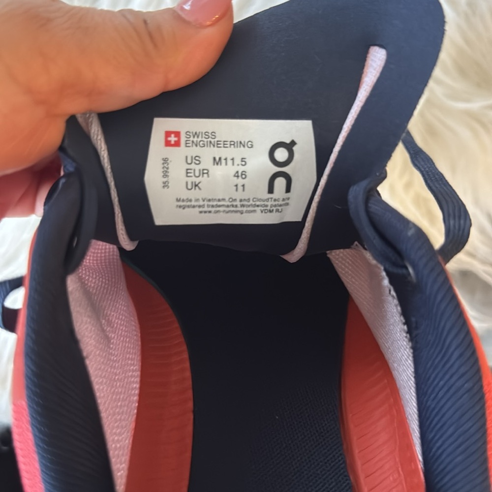 Men's Cloudflow shoes size 11.5 - Picture 6 of 6